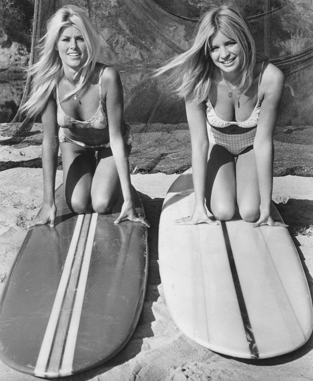 vintage surf girls